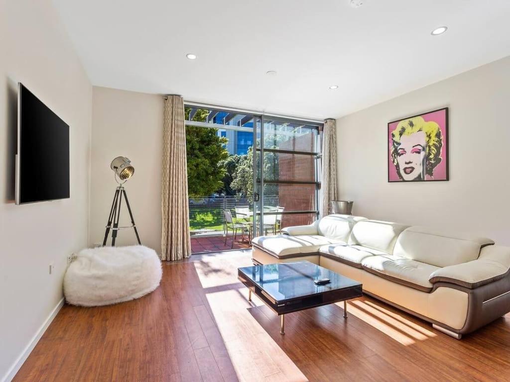Sleek Modern Pad Next To Spark Arena Free Parking أوكلاند المظهر الخارجي الصورة